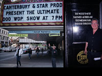 Willie at the Chicago Theater