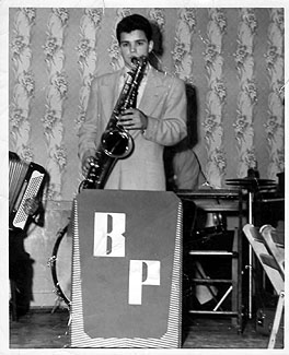 Willie's Dad, Dennis